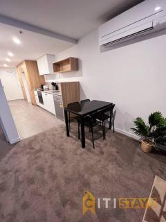 Magic at Midnight - Braddon CBD - 1 Bd 1bth Apt - Canberra - 4