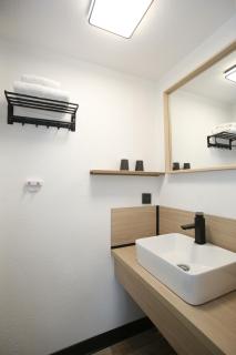Enzo Hotels Chartres Mainvilliers by Kyriad Direct - Chartres - 4
