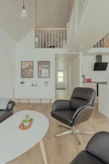 Dahlastova / Stunning Boathouse / Bay View / 3BR - 5