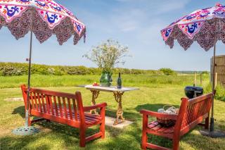 Luxury glamping in Constable Country - Valley View Yurt - - 4