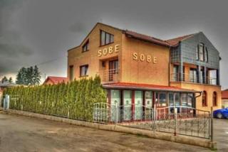 Motel Bella Italia - Sarajevo - 9