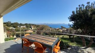 Rez de villa vue mer et sa piscine privative à débordement - Saint-Peïre-sur-Mer - 6