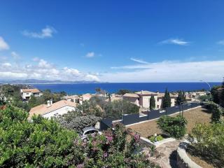Rez de villa vue mer et sa piscine privative à débordement - Saint-Peïre-sur-Mer - 3