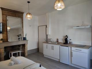 *LES STUDIOS L'AMANDINE* - Périgueux - 2