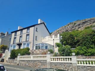 The Chelsea - Llandudno - 0