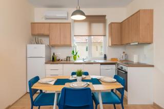 Bright Urban Retreat - Central Sofia 1 BD Apartment by Flat Mаnager - Sofia - 1