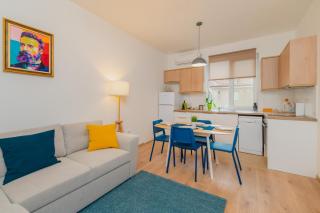 Bright Urban Retreat - Central Sofia 1 BD Apartment by Flat Mаnager - Sofia - 0