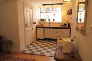 B&B Bureau Warmoesstraat - Den Burg - 4
