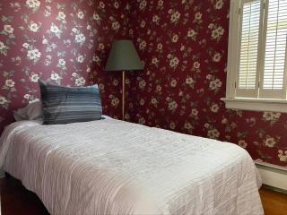 Spacious & Peaceful Home in the heart of Sheboygan - Sheboygan - 8
