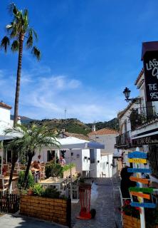 Benahavis Village Penthouse Apartment, 2 Bedrooms, Stunning Views, Swimming Pool !! - Benahavís - 5