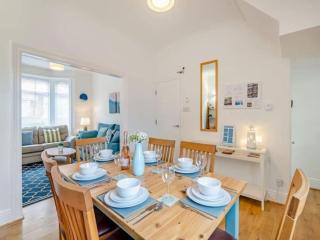 Seagull Escapes - short walk to the beach - 7