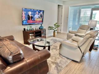 Teal Paradise - Brand New Villa in NW Cape Pool spa and water view - Cape Coral - 7