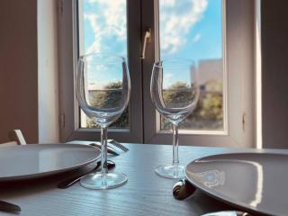 Le studio Aigle - proche quais rive droite - 249 - 2