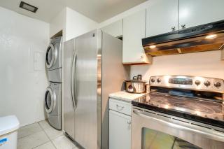 Phoenix Townhome with Community Pool - Near Golf! - Phoenix - 1
