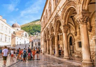 Large Three Bedroom, Center of Old Town - 1