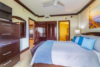 Waipouli Beach Resort Exquisite Ocean View Condo in Oceanfront H Building! - Kapaa - 5