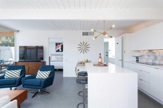 Modern Bungalow in Historic Ocotillo Lodge! - Palm Springs - 1
