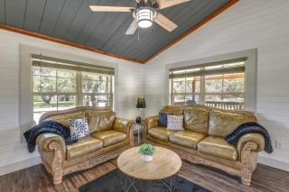 Pet-Friendly Texas Home with Furnished Patio and Grill - Graford - 7