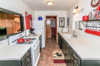 3 Little Bears Cabin - Quintessential Big Bear getaway with fun cabin décor! - Big Bear Lake - 5