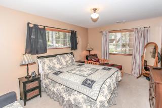3 Little Bears Cabin - Quintessential Big Bear getaway with fun cabin décor! - 1