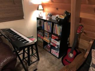 A Beary Happy Cabin - Charming gambrel style home within minutes of the Lake and The Village - 1