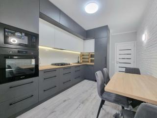 Center, Albisoara str., 1bedroom and living with balcony - Chişinău - 8