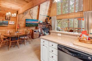 Zen Den - Beautiful A-frame cabin with classic brick wood burning fireplace and a hot tub - Big Bear Lake - 2