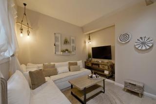 Stylish Apartment at Pagrati - Atene - 8