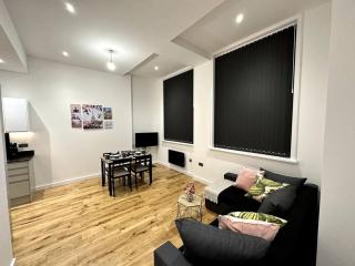 Spacious and Elegant Apartment - Birmingham - 1