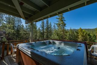 View Point- Mountain retreat equipped with a pool table, patio with a grill and beautiful view - 7
