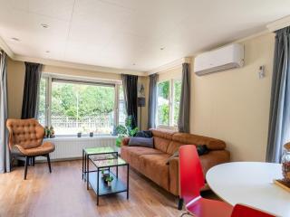 Chalet in Grenspark Kalmhoutse Heide near Antwerp - Putte - 9