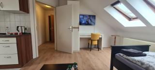 Ganze 2 Raum Ferienwohnung Rechts - 0