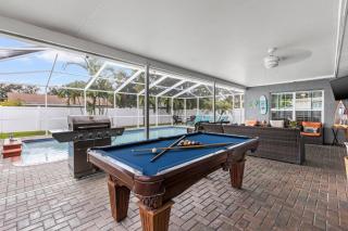 Poolside Paradise - Pinellas Park - 8