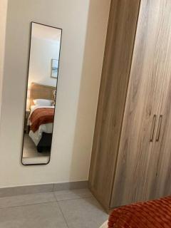 Luxury 1bed Serengeti OliveWood ORT Airport - 2