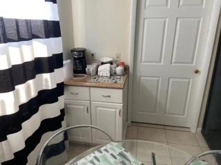 Private Rooms close to Miami Airport - Free parking - 02 - 3