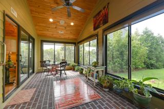 Couples Retreat on Bay Tree Lake - 3