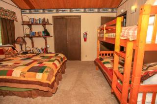 Cardinal Ridge - Rustic cabin with stellar outdoor features! Wrap-around deck and large yard! - 5