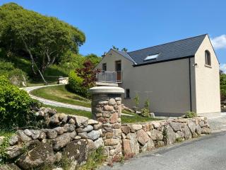 Hazel View Apartment - 5