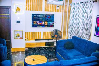 Homey 2-Bed-Apt 24HRS POWER & Unlimited Internet Access - Lagos - 9
