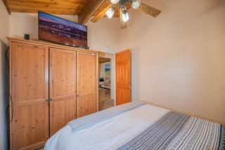 Sherwood Cottage - Charming and cozy cabin that has back deck with a Hot Tub! - 2