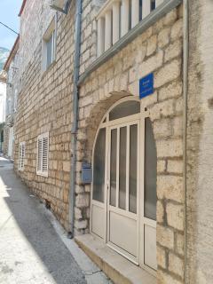 Apartments by the sea Makarska - 21425 - Makarska - 0