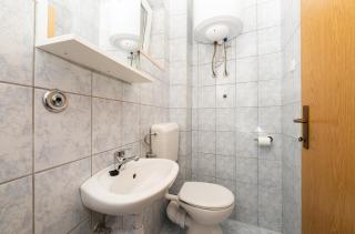 Apartments by the sea Makarska - 21425 - 8