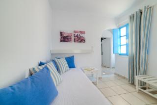 Sigalas Beach Hotel - Kamari - 8