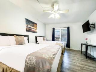 The Palms - Hollywood - 8