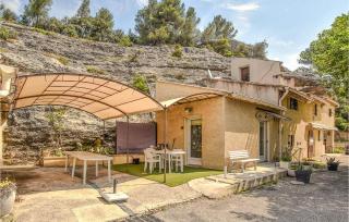 Amazing Home In Beaumettes - Beaumettes - 8