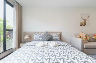 Sathon-Charoen Nakhon Condo - 5