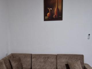 Bar-Restaurant-Hotel-Familja - Klos - 3