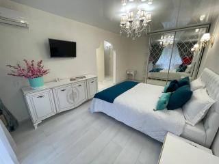 White Apartment - Dnipro - 9