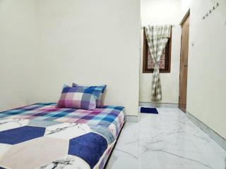 Surabaya Homey near UNAIR Syariah - Surabaya - 3