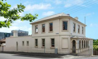 Lumeah - Servant Quarters - Hobart - 0